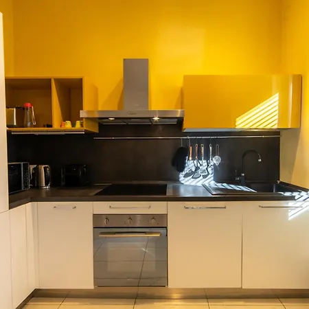 Classy Near Life - Fiera Apartment