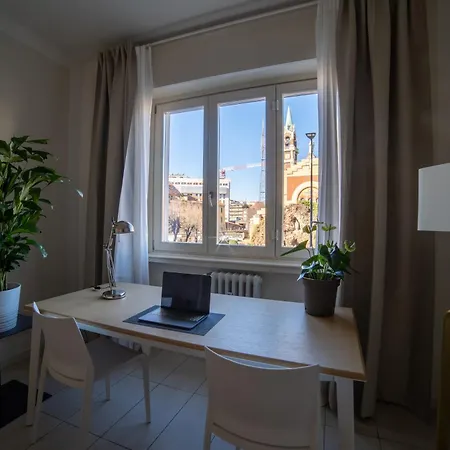 Classy Near Life - Fiera Milan